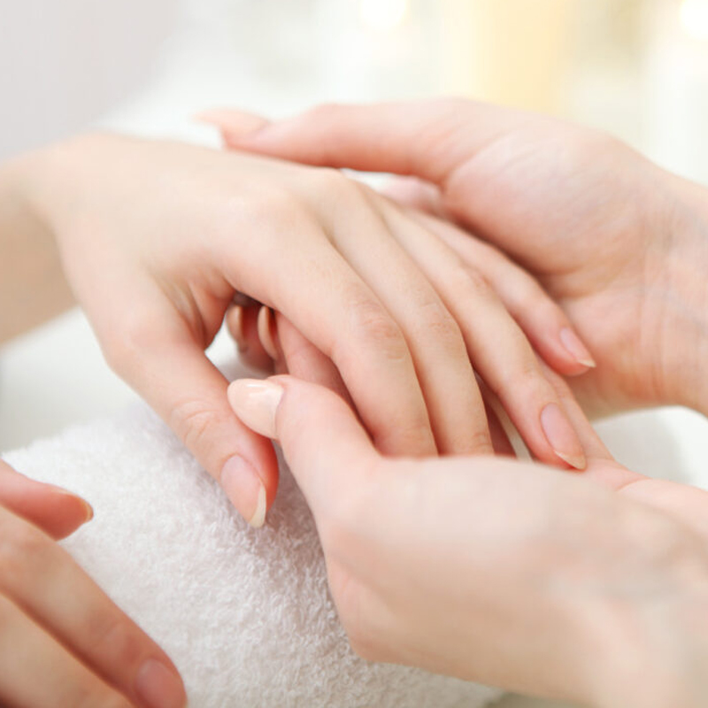 Classic Manicure Classic Manicure