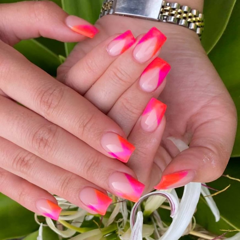Dipping Color on Natural Nails Dipping Color on Natural Nails