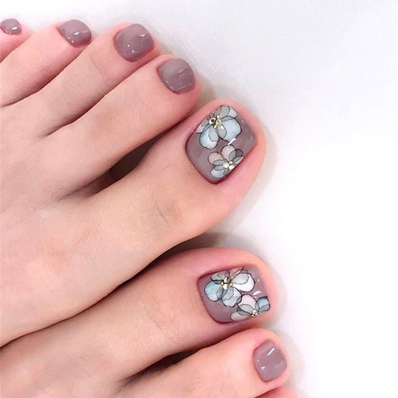 Exfoliating Pedicure with Gel Polish Exfoliating Pedicure with Gel Polish