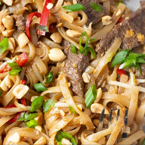 F2. Beef Pad Thai F2. Beef Pad Thai