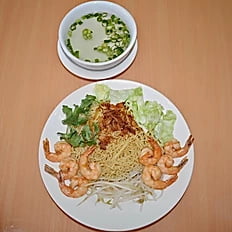H12. Dried Egg Noodle, Fried Shrimp w Soup on the Side H12. Dried Egg Noodle, Fried Shrimp w Soup on the Side