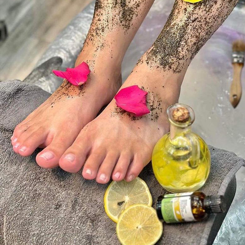 Herbal Spa Pedicure Treatment Herbal Spa Pedicure Treatment