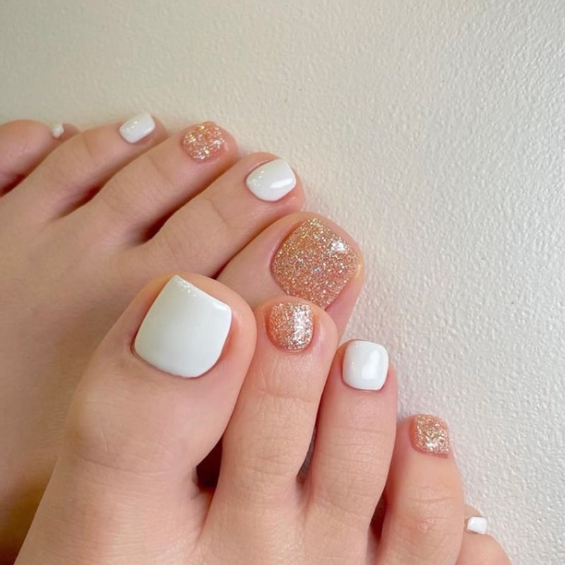 Natural Smoothing Pedicure with Gel Polish Natural Smoothing Pedicure with Gel Polish