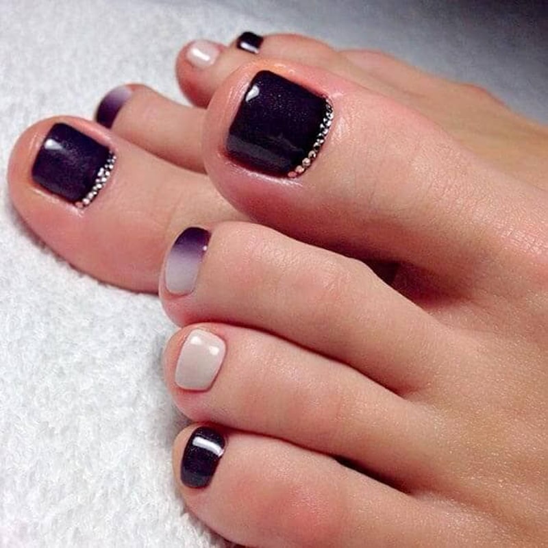 Regular Change Polish on Feet Regular Change Polish on Feet