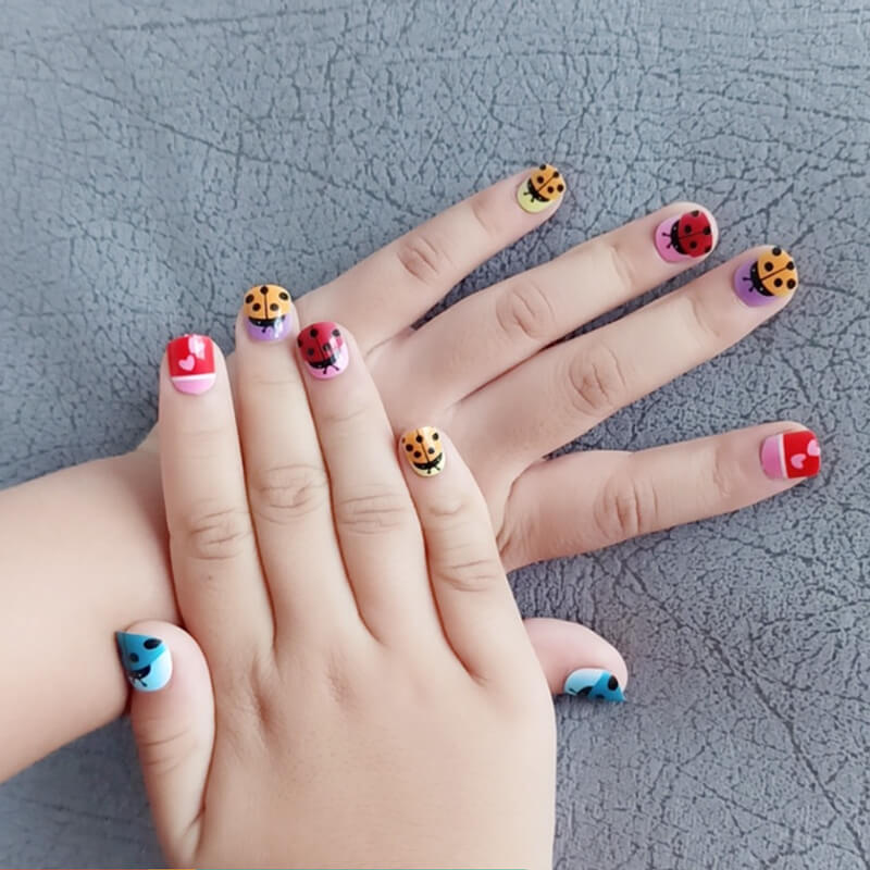 Signature Manicure Signature Manicure