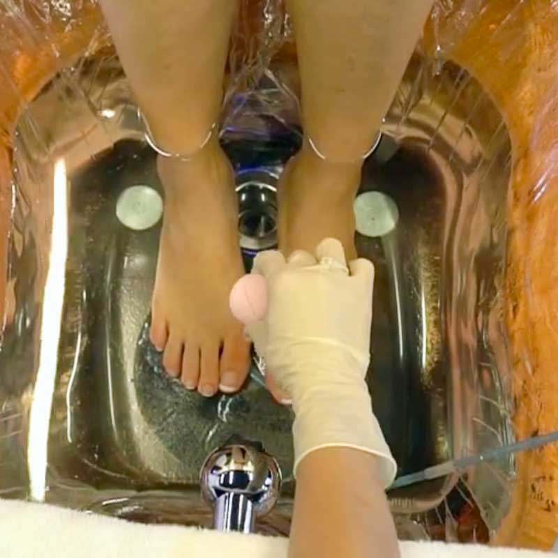 Take Me Away Crazy Rich Combo Pedi + Classic Mani Take Me Away Crazy Rich Combo Pedi + Classic Mani