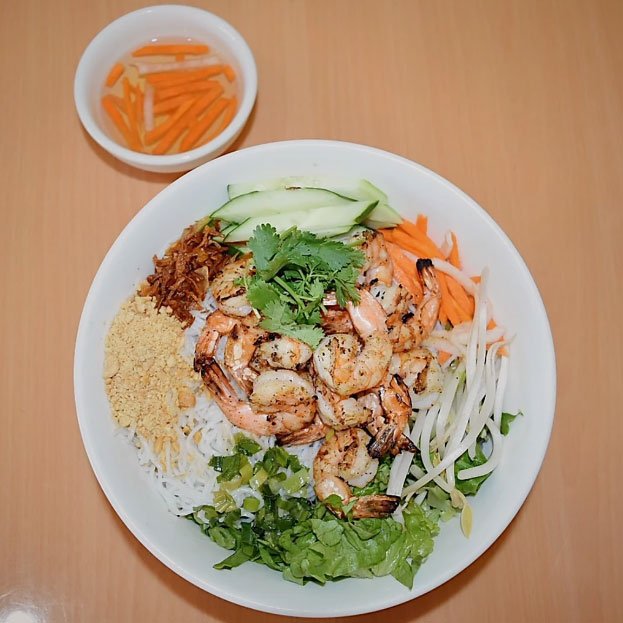V12. Rice Vermicelli w Charbroiled Shrimp V12. Rice Vermicelli w Charbroiled Shrimp